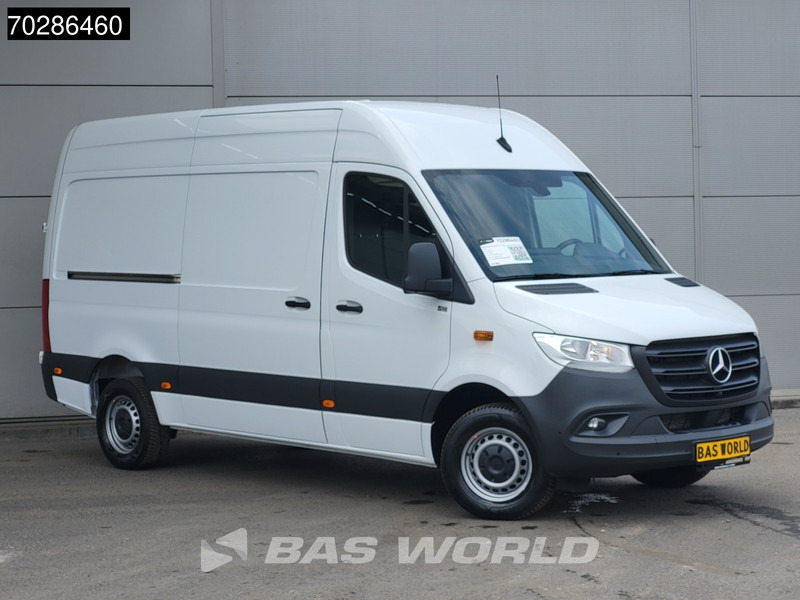 Mercedes-Benz Sprinter 317 CDI Automaat L2H2 170PK Navi Airco Cruise Camera Parkeersensoren MBUX CarPlay Euro6 L2 12m3 Airco Cruise control - Panel van: picture 3 Mercedes-Benz Sprinter 317 CDI Automaat L2H2 170PK Navi Airco Cruise Camera Parkeersensoren MBUX CarPlay Euro6 L2 12m3 Airco Cruise control - Panel van: picture 3
