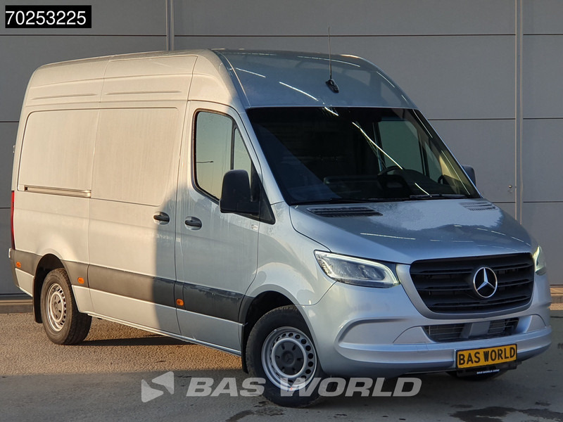 Mercedes-Benz Sprinter 319 CDI Automaat L2H2 model 2025 Camera MBUX LED Airco Cruise 10m3 Airco Cruise control - Panel van: picture 3 Mercedes-Benz Sprinter 319 CDI Automaat L2H2 model 2025 Camera MBUX LED Airco Cruise 10m3 Airco Cruise control - Panel van: picture 3