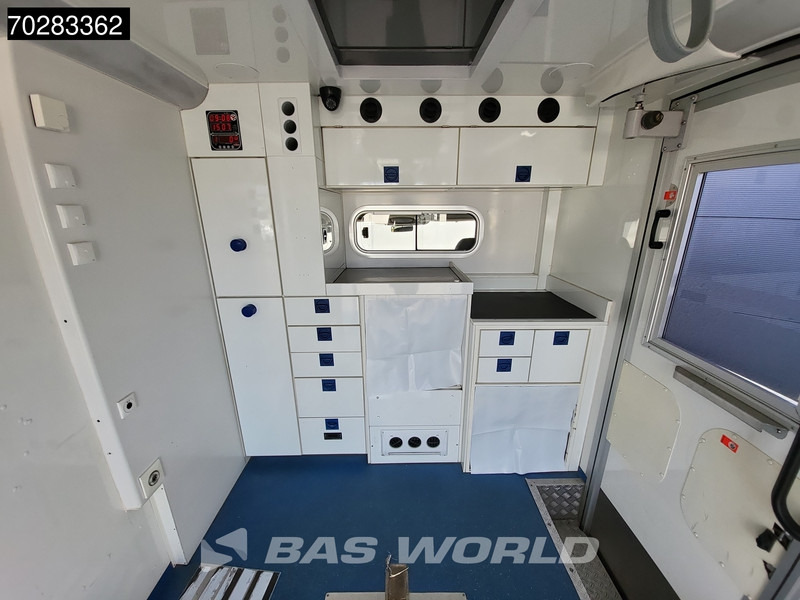 Ambulance Mercedes-Benz Sprinter 519 CDI MARGE! 3.0L V6 Automaat 190PK Ambulance Trekhaak Airco Cruise APK 02-2026 Euro6 Rettungswagen Krankenwagen 13m3 Airco Tr: picture 10