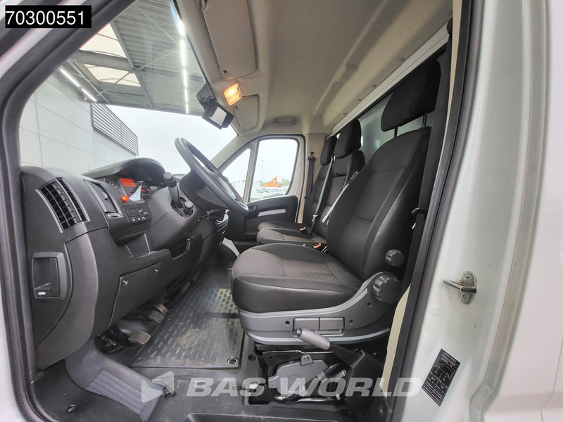 Box van Opel Movano 140PK Laadklep Bakwagen Airco Cruise Camera Euro6 Meubelbak Koffer Airco Cruise control: picture 9 Box van Opel Movano 140PK Laadklep Bakwagen Airco Cruise Camera Euro6 Meubelbak Koffer Airco Cruise control: picture 9