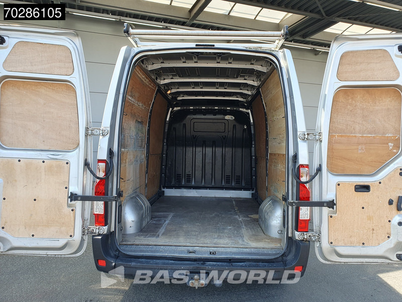 Renault Master 145PK L2H2 Trekhaak Navi Airco Cruise Camera Imperiaal Parkeersensoren Euro6 L2 10m3 Airco Trekhaak Cruise control - Panel van: picture 3 Renault Master 145PK L2H2 Trekhaak Navi Airco Cruise Camera Imperiaal Parkeersensoren Euro6 L2 10m3 Airco Trekhaak Cruise control - Panel van: picture 3
