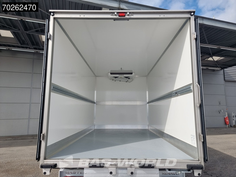 Renault Master 170pk Koelwagen 2025model BPM vrij! Thermo King C-250 LED Airco Cruise Carplay Koeler Koel Kühlwagen Kühlkoffer 17m3 Airco Cruise cont - Refrigerated van: picture 3 Renault Master 170pk Koelwagen 2025model BPM vrij! Thermo King C-250 LED Airco Cruise Carplay Koeler Koel Kühlwagen Kühlkoffer 17m3 Airco Cruise cont - Refrigerated van: picture 3