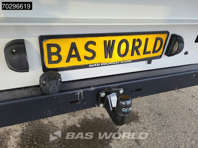 Tipper van Volkswagen Crafter 140pk Kipper Dubbel Cabine Trekhaak Airco Cruise Euro6 Tipper Benne Kieper Airco Dubbel cabine Trekhaak Cruise control: picture 12 Tipper van Volkswagen Crafter 140pk Kipper Dubbel Cabine Trekhaak Airco Cruise Euro6 Tipper Benne Kieper Airco Dubbel cabine Trekhaak Cruise control: picture 12