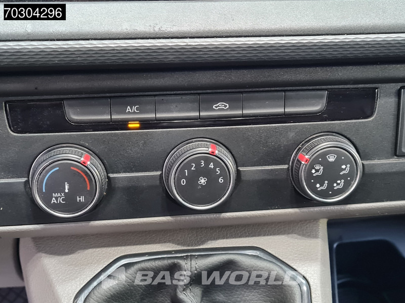 Small van Volkswagen Transporter 110PK L2H1 Trekhaak Airco Cruise Parkeersensoren Euro6 L2 Airco Trekhaak Cruise control: picture 15 Small van Volkswagen Transporter 110PK L2H1 Trekhaak Airco Cruise Parkeersensoren Euro6 L2 Airco Trekhaak Cruise control: picture 15