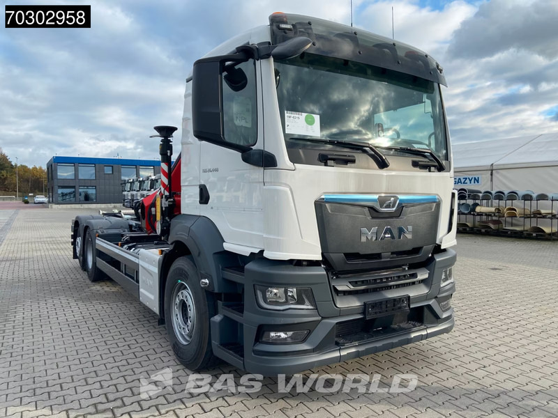 MAN TGS 26.440 6X2 NEW! Fassi 235A Crane Hyva 20-57-S Lift+ Steering Axle Euro 6 - Hook lift truck, Crane truck: picture 3 MAN TGS 26.440 6X2 NEW! Fassi 235A Crane Hyva 20-57-S Lift+ Steering Axle Euro 6 - Hook lift truck, Crane truck: picture 3
