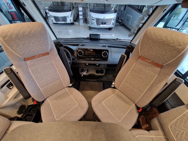 Carthago Carthago C2 Tourer I Mercedes 145 RB-LE - Integrated motorhome: picture 5 Carthago Carthago C2 Tourer I Mercedes 145 RB-LE - Integrated motorhome: picture 5