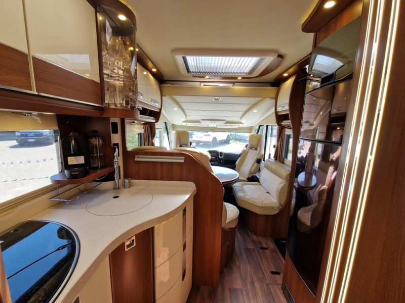 Integrated motorhome Carthago E-Line 51 QB: picture 11 Integrated motorhome Carthago E-Line 51 QB: picture 11