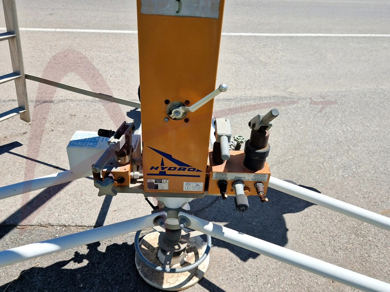 HYDRO HS120 - Ground support equipment: picture 3 HYDRO HS120 - Ground support equipment: picture 3