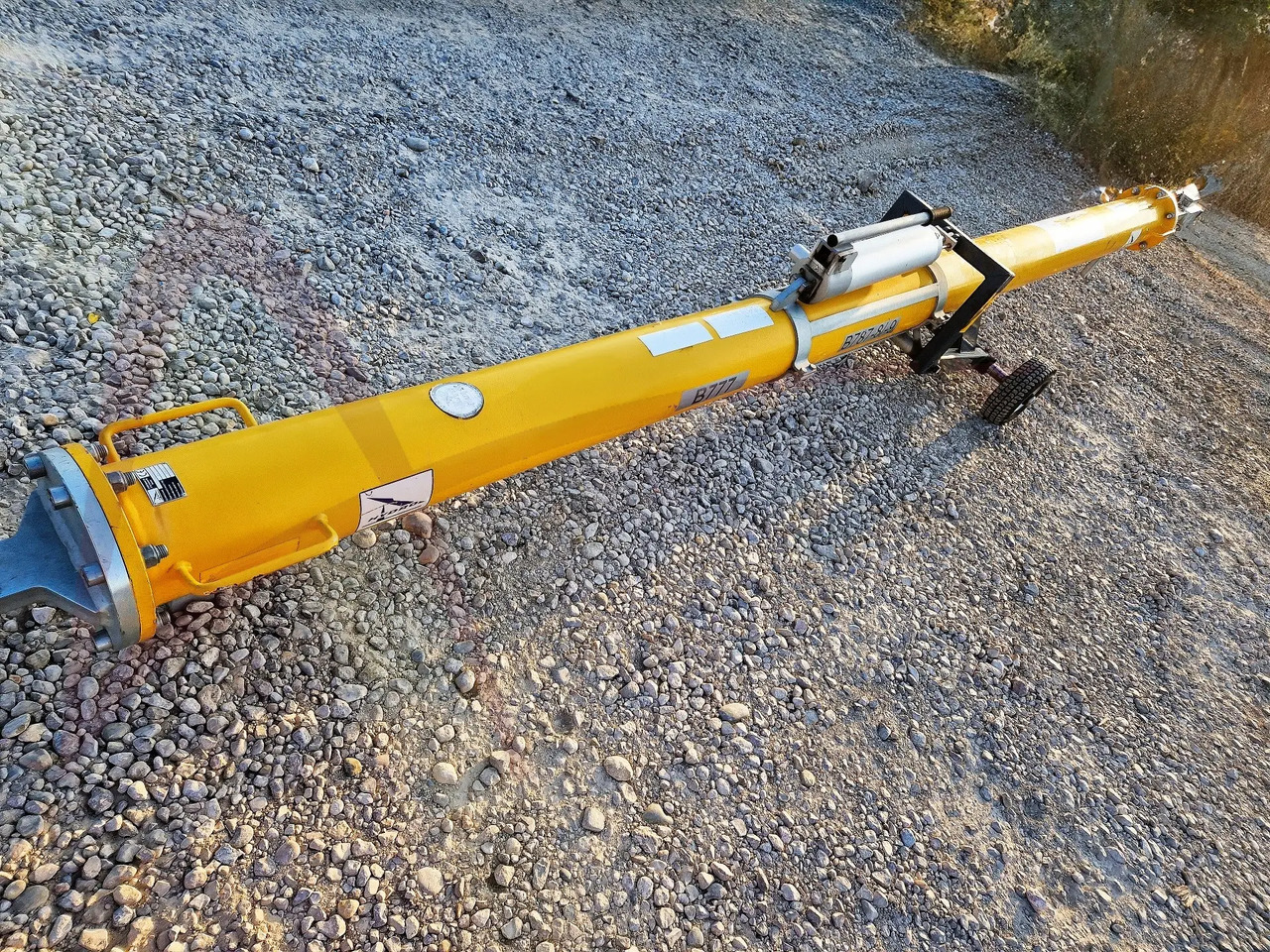 HYDRO TOWUNIV-5S20 - Ground support equipment: picture 3 HYDRO TOWUNIV-5S20 - Ground support equipment: picture 3