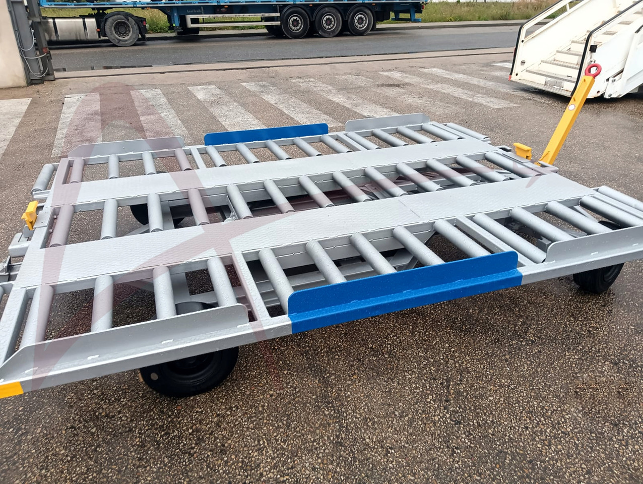 - Ground support equipment: picture 3 - Ground support equipment: picture 3