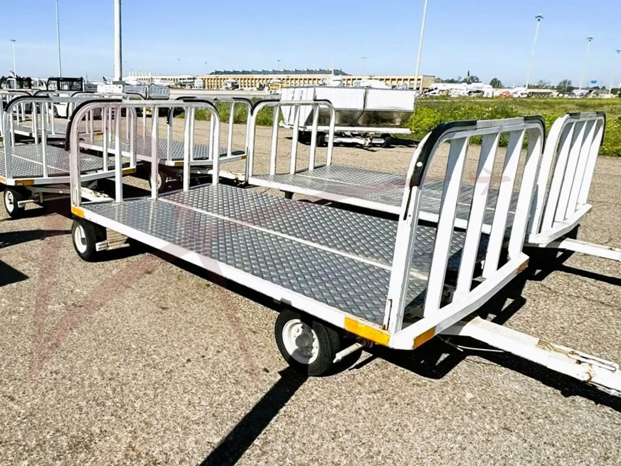 TEMG TG 0100 - Ground support equipment: picture 2 TEMG TG 0100 - Ground support equipment: picture 2