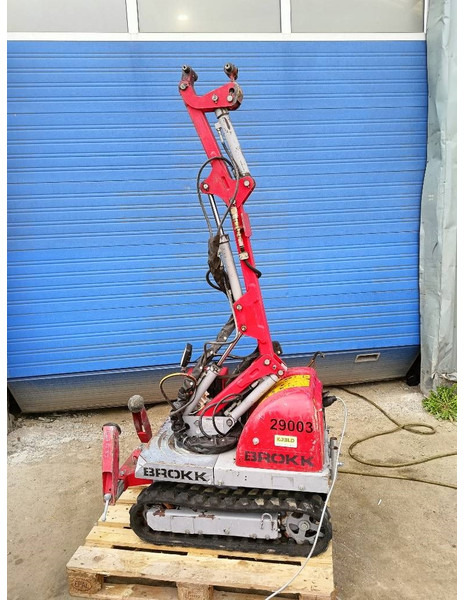 Brokk mini cut 40 demolition robot remote controlled - Crawler excavator: picture 3 Brokk mini cut 40 demolition robot remote controlled - Crawler excavator: picture 3