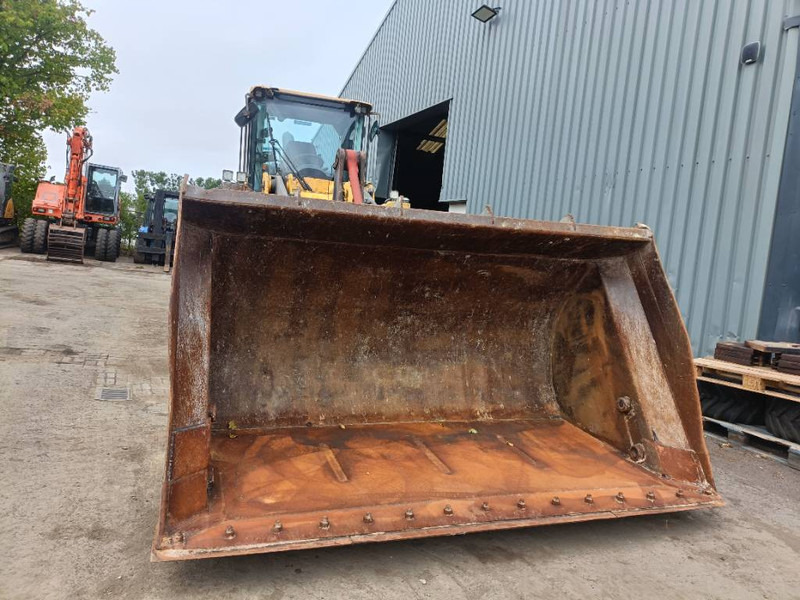 Volvo L 120 F Loader shovel wiellader - Wheel loader: picture 3 Volvo L 120 F Loader shovel wiellader - Wheel loader: picture 3