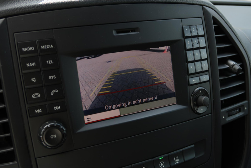 Mercedes-Benz Vito 119 CDI 4X4 AUT/ 4Matic/ CAMERA/ LED/ CLIMA/ CRUISE - Small van: picture 4 Mercedes-Benz Vito 119 CDI 4X4 AUT/ 4Matic/ CAMERA/ LED/ CLIMA/ CRUISE - Small van: picture 4