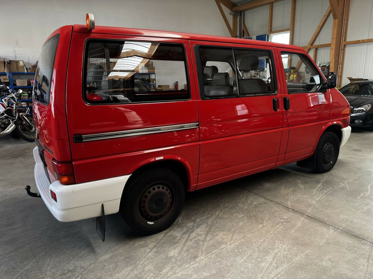 Volkswagen T4 2.5 TDI Syncro 4x4 7-Sitzer 1. Hand! - Camper: picture 5 Volkswagen T4 2.5 TDI Syncro 4x4 7-Sitzer 1. Hand! - Camper: picture 5