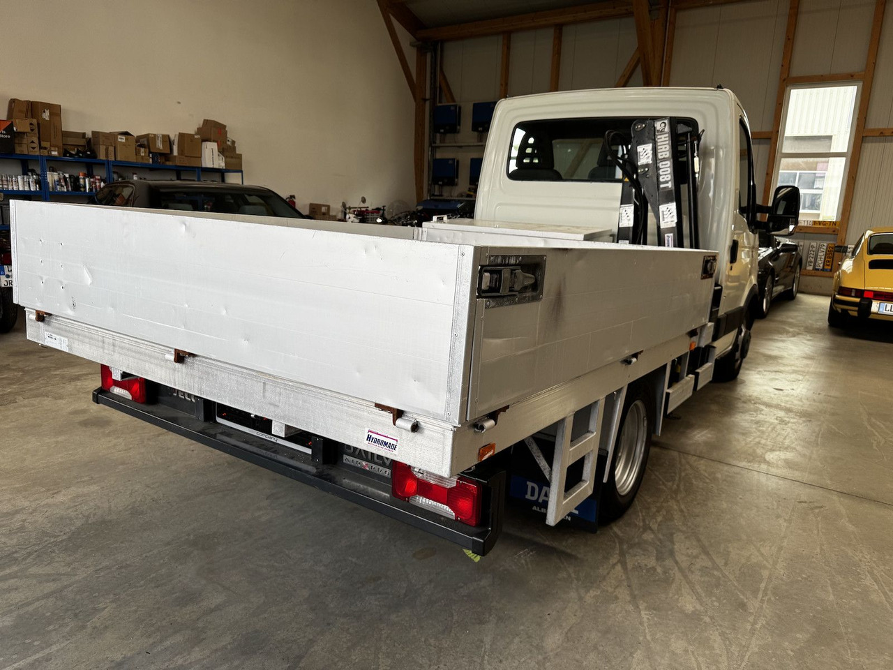 Iveco Daily 35C10 Pritsche HIAB Kran 1. Hand! - Flatbed van: picture 5 Iveco Daily 35C10 Pritsche HIAB Kran 1. Hand! - Flatbed van: picture 5