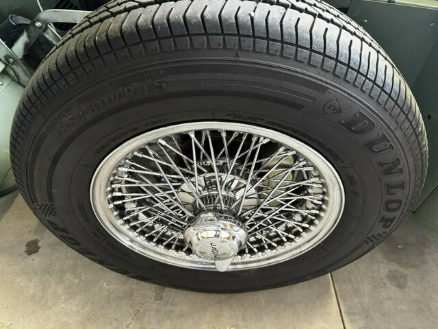 Car JAGUAR E-Type 4.2 Litre Series 1.5 FHC makellos...: picture 22 Car JAGUAR E-Type 4.2 Litre Series 1.5 FHC makellos...: picture 22