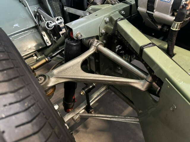 Car JAGUAR E-Type 4.2 Litre Series 1.5 FHC makellos...: picture 21 Car JAGUAR E-Type 4.2 Litre Series 1.5 FHC makellos...: picture 21