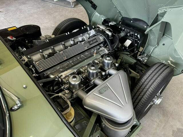 Car JAGUAR E-Type 4.2 Litre Series 1.5 FHC makellos...: picture 16 Car JAGUAR E-Type 4.2 Litre Series 1.5 FHC makellos...: picture 16