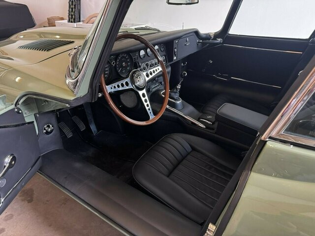 Car JAGUAR E-Type 4.2 Litre Series 1.5 FHC makellos...: picture 8 Car JAGUAR E-Type 4.2 Litre Series 1.5 FHC makellos...: picture 8