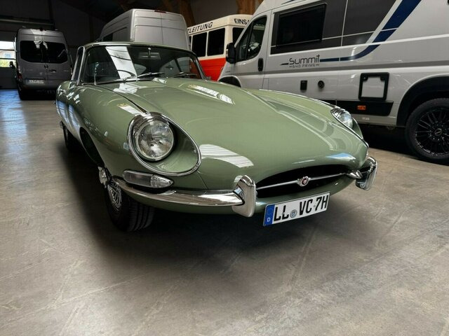 Car JAGUAR E-Type 4.2 Litre Series 1.5 FHC makellos...: picture 27 Car JAGUAR E-Type 4.2 Litre Series 1.5 FHC makellos...: picture 27