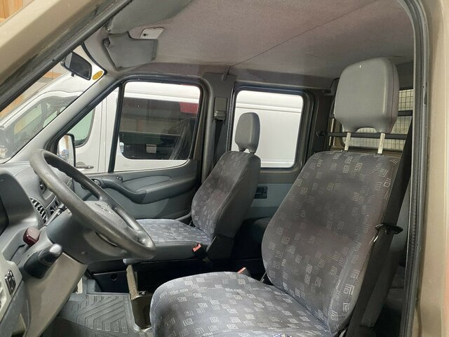 MERCEDES-BENZ Sprinter 313 CDI Doka 4x4 Allrad 1.Hand... - Curtain side van, Combi van: picture 2 MERCEDES-BENZ Sprinter 313 CDI Doka 4x4 Allrad 1.Hand... - Curtain side van, Combi van: picture 2