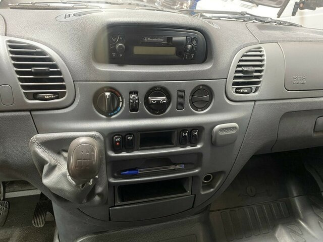 MERCEDES-BENZ Sprinter 313 CDI Doka 4x4 Allrad 1.Hand... - Curtain side van, Combi van: picture 4 MERCEDES-BENZ Sprinter 313 CDI Doka 4x4 Allrad 1.Hand... - Curtain side van, Combi van: picture 4
