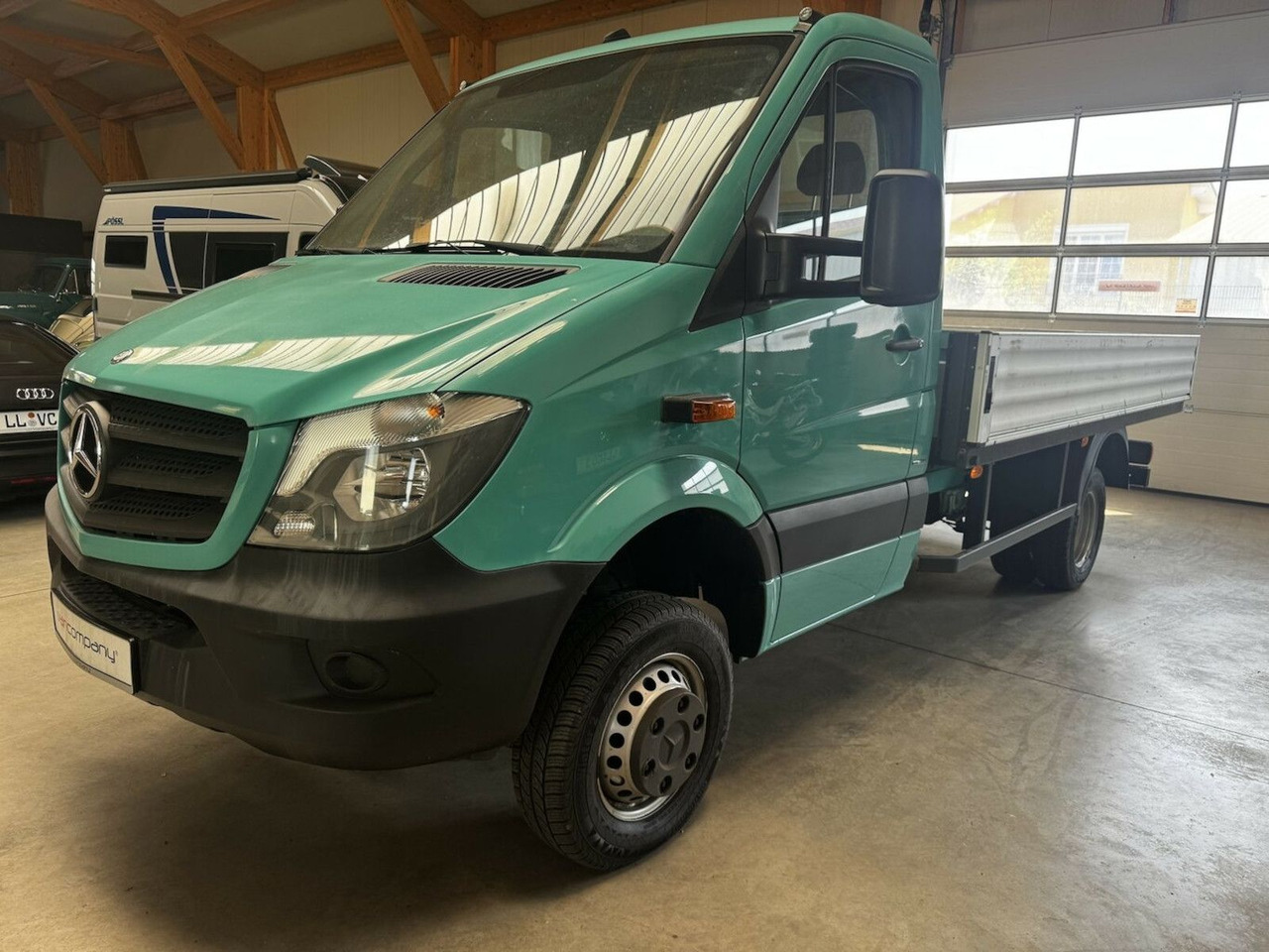 Mercedes-Benz Sprinter 513 CDI 4x4 Allrad Pritsche AHK 3.5t - Flatbed van: picture 1 Mercedes-Benz Sprinter 513 CDI 4x4 Allrad Pritsche AHK 3.5t - Flatbed van: picture 1