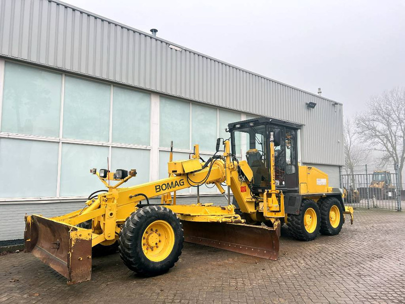 Bomag BG 160 TA WITH LASER PLANE CONTROLE SYSTEM - Grader: picture 2 Bomag BG 160 TA WITH LASER PLANE CONTROLE SYSTEM - Grader: picture 2