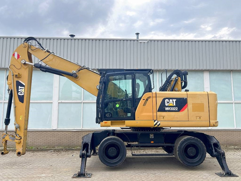 Cat MH3022 2015 CE - Waste/ Industry handler: picture 2 Cat MH3022 2015 CE - Waste/ Industry handler: picture 2