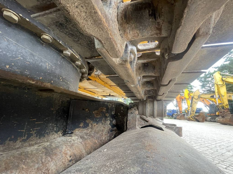 Crawler excavator JCB JS 220 N LC 2012 CE: picture 19