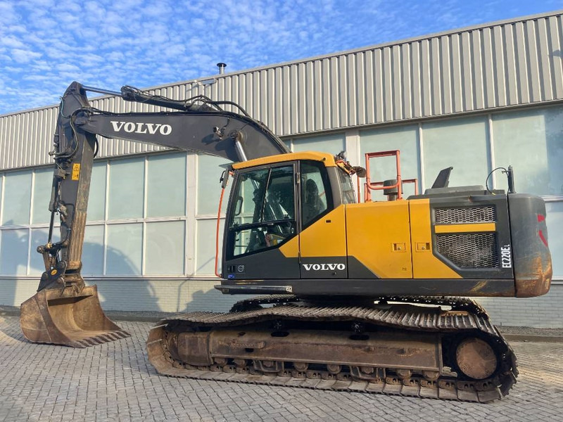 Volvo EC 220 EL 2016 TOPCON 3D GPS - Crawler excavator: picture 3 Volvo EC 220 EL 2016 TOPCON 3D GPS - Crawler excavator: picture 3