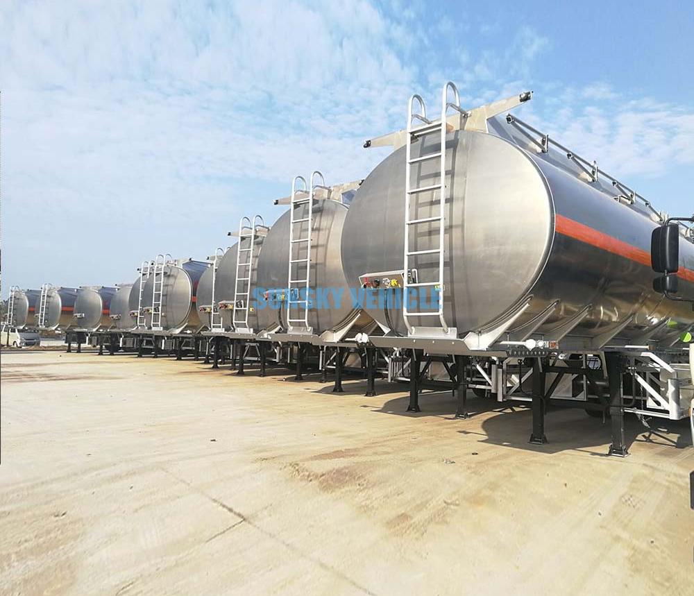SUNSKY Fuel Tank Trailer - Tank semi-trailer: picture 4 SUNSKY Fuel Tank Trailer - Tank semi-trailer: picture 4