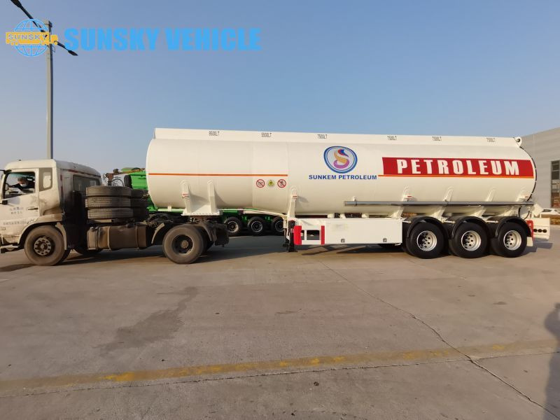 SUNSKY Fuel Tanker for sale - Tank semi-trailer: picture 2 SUNSKY Fuel Tanker for sale - Tank semi-trailer: picture 2