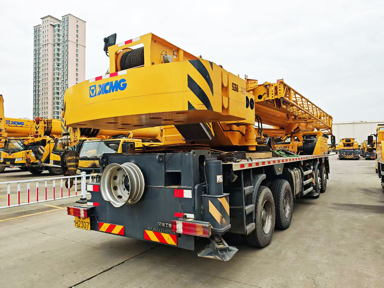 XCMG Factory Second Hand 50 Ton Mobile Crane QY50K5C_1 Hydraulic Arm Crane For Trucks - Mobile crane: picture 4 XCMG Factory Second Hand 50 Ton Mobile Crane QY50K5C_1 Hydraulic Arm Crane For Trucks - Mobile crane: picture 4