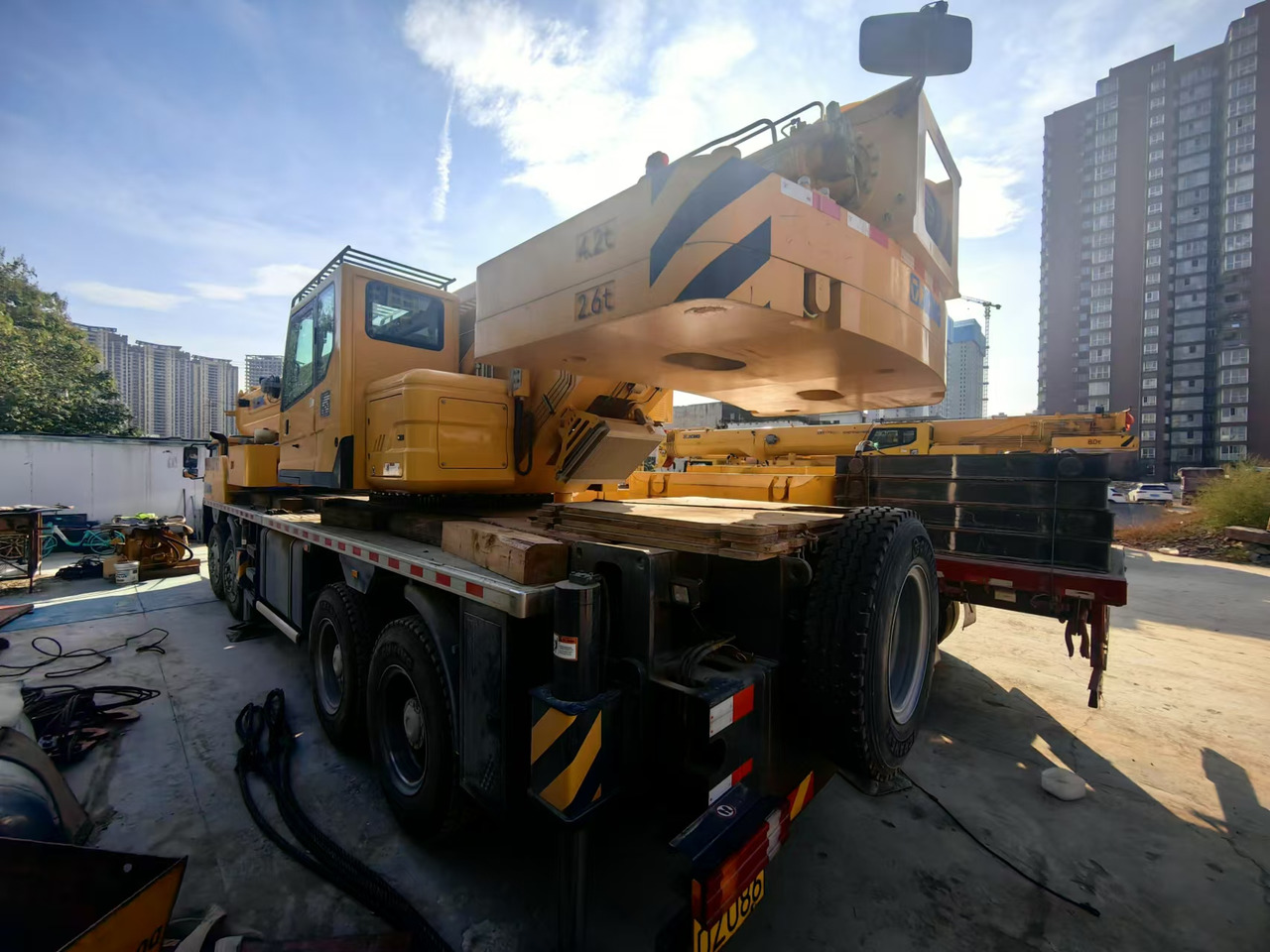 XCMG Official QY55K5C_2 Used Truck Mounted Crane 55ton Mobile Hydraulic Crane Price For Sale - Mobile crane: picture 3 XCMG Official QY55K5C_2 Used Truck Mounted Crane 55ton Mobile Hydraulic Crane Price For Sale - Mobile crane: picture 3