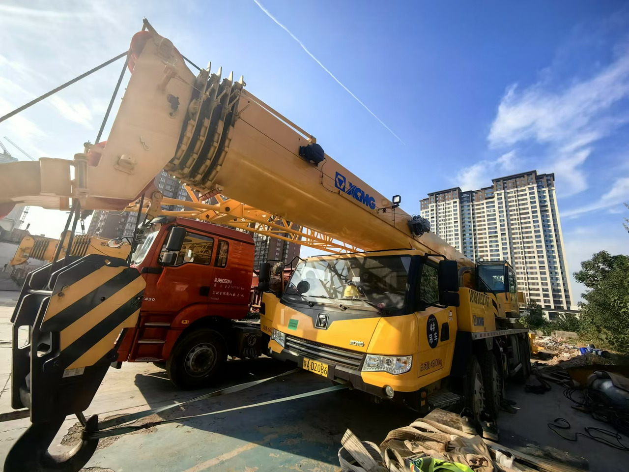 XCMG Official QY55K5C_2 Used Truck Mounted Crane 55ton Mobile Hydraulic Crane Price For Sale - Mobile crane: picture 2 XCMG Official QY55K5C_2 Used Truck Mounted Crane 55ton Mobile Hydraulic Crane Price For Sale - Mobile crane: picture 2