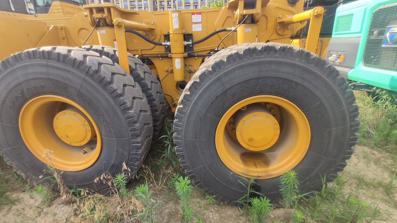 XCMG Official Second Hand Tipper Dump Truck XDR80T Mining Dump Truck Price - Dumper: picture 5 XCMG Official Second Hand Tipper Dump Truck XDR80T Mining Dump Truck Price - Dumper: picture 5
