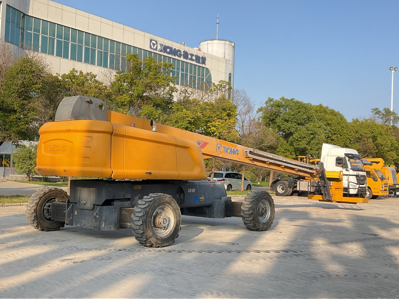 XCMG Official Used Boom Lift Telescoping Lift GTBZ32S 32m Aerial Work Platform For Sale - Telescopic boom: picture 3 XCMG Official Used Boom Lift Telescoping Lift GTBZ32S 32m Aerial Work Platform For Sale - Telescopic boom: picture 3