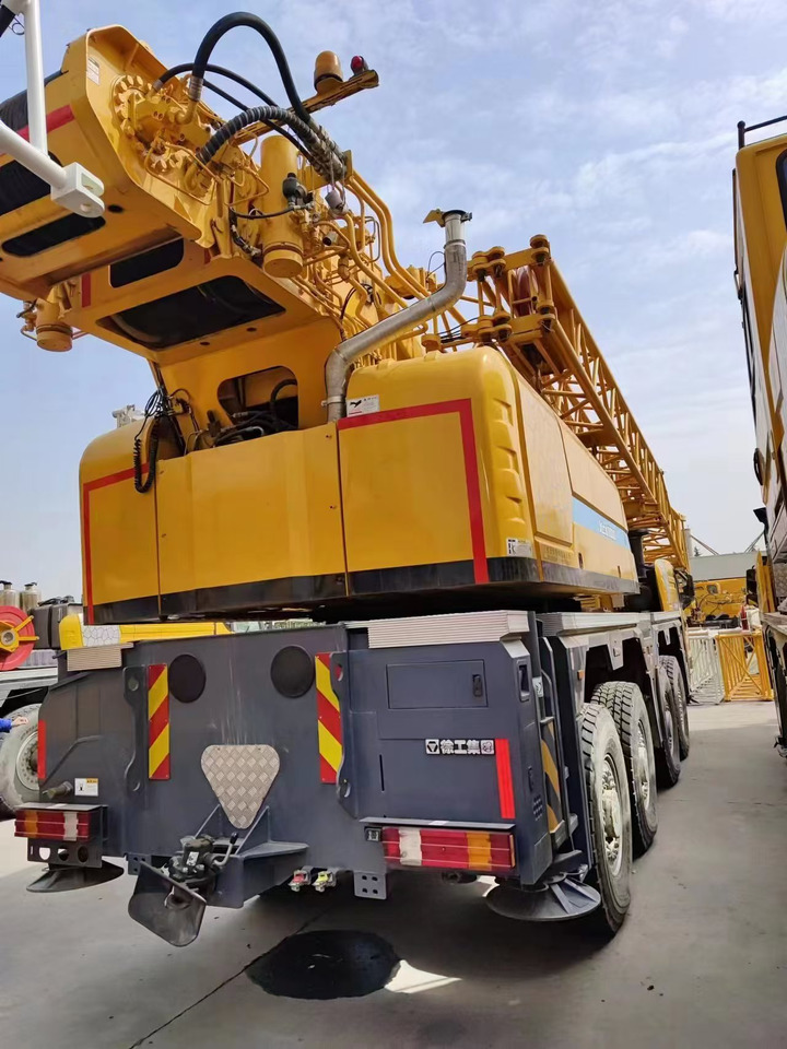 XCMG Official Used Hydraulic Truck Crane XCA100_E Mobile 100 Ton Crane Price - All terrain crane: picture 3 XCMG Official Used Hydraulic Truck Crane XCA100_E Mobile 100 Ton Crane Price - All terrain crane: picture 3