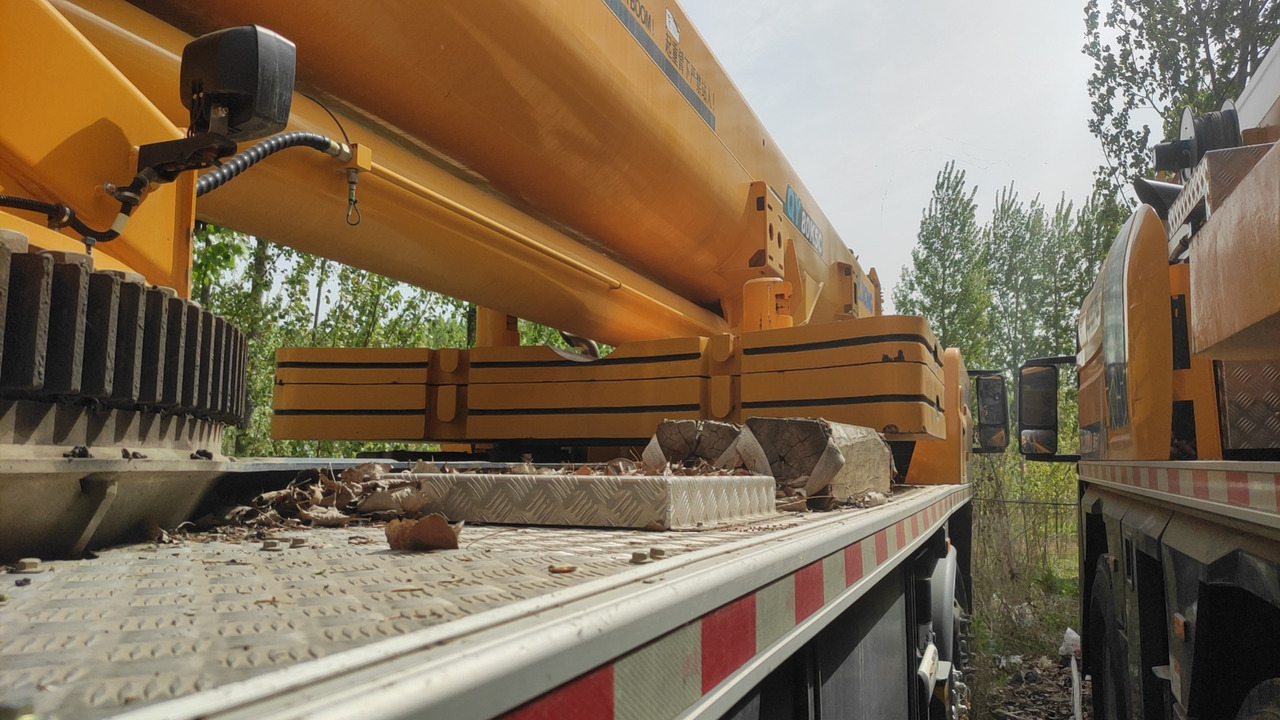 XCMG Official Used Mobile Crane QY80K5C 80 Ton Pickup Truck Crane - Mobile crane: picture 4 XCMG Official Used Mobile Crane QY80K5C 80 Ton Pickup Truck Crane - Mobile crane: picture 4