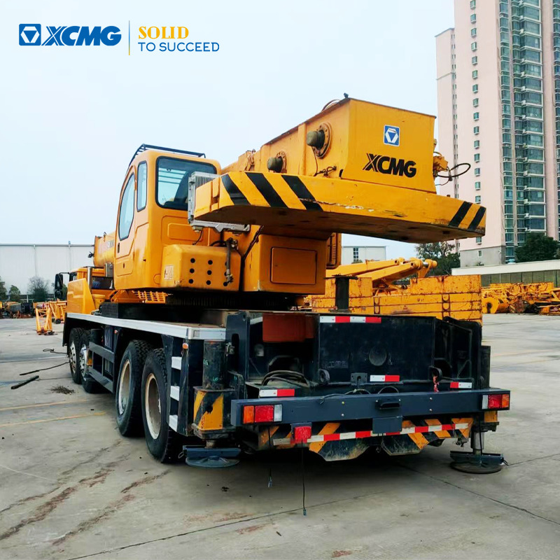 XCMG QY70K-I 70ton lifting machine hoist truck crane price - Mobile crane: picture 2 XCMG QY70K-I 70ton lifting machine hoist truck crane price - Mobile crane: picture 2