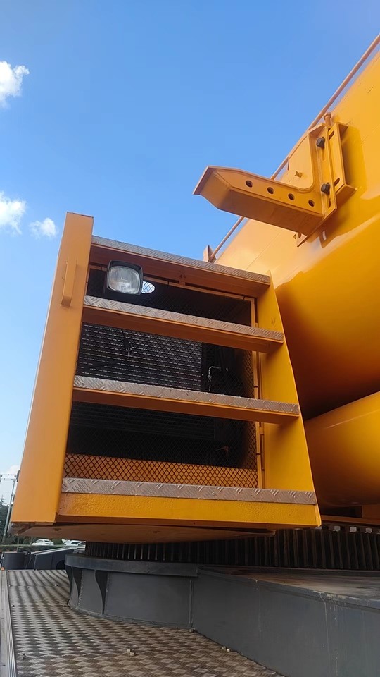 XCMG Truck crane Second Hand mobile hydraulic crane QAY160 Used - Mobile crane: picture 3 XCMG Truck crane Second Hand mobile hydraulic crane QAY160 Used - Mobile crane: picture 3