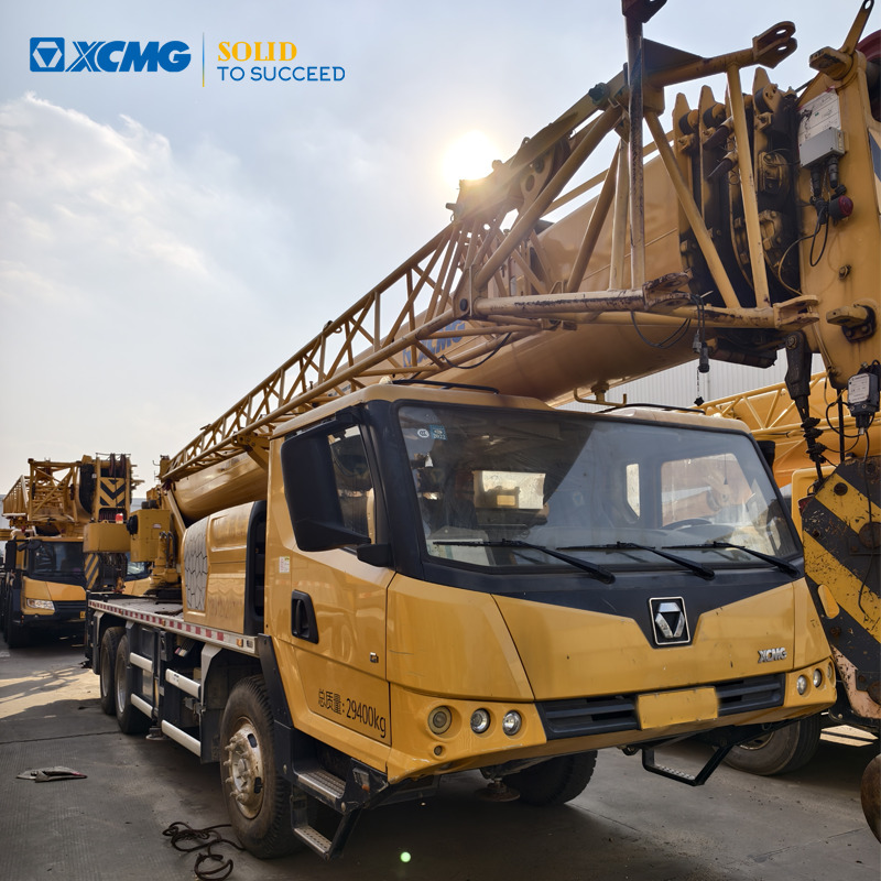 XCMG XCT20L5 20ton mobile crane truck for sale - Mobile crane: picture 1 XCMG XCT20L5 20ton mobile crane truck for sale - Mobile crane: picture 1