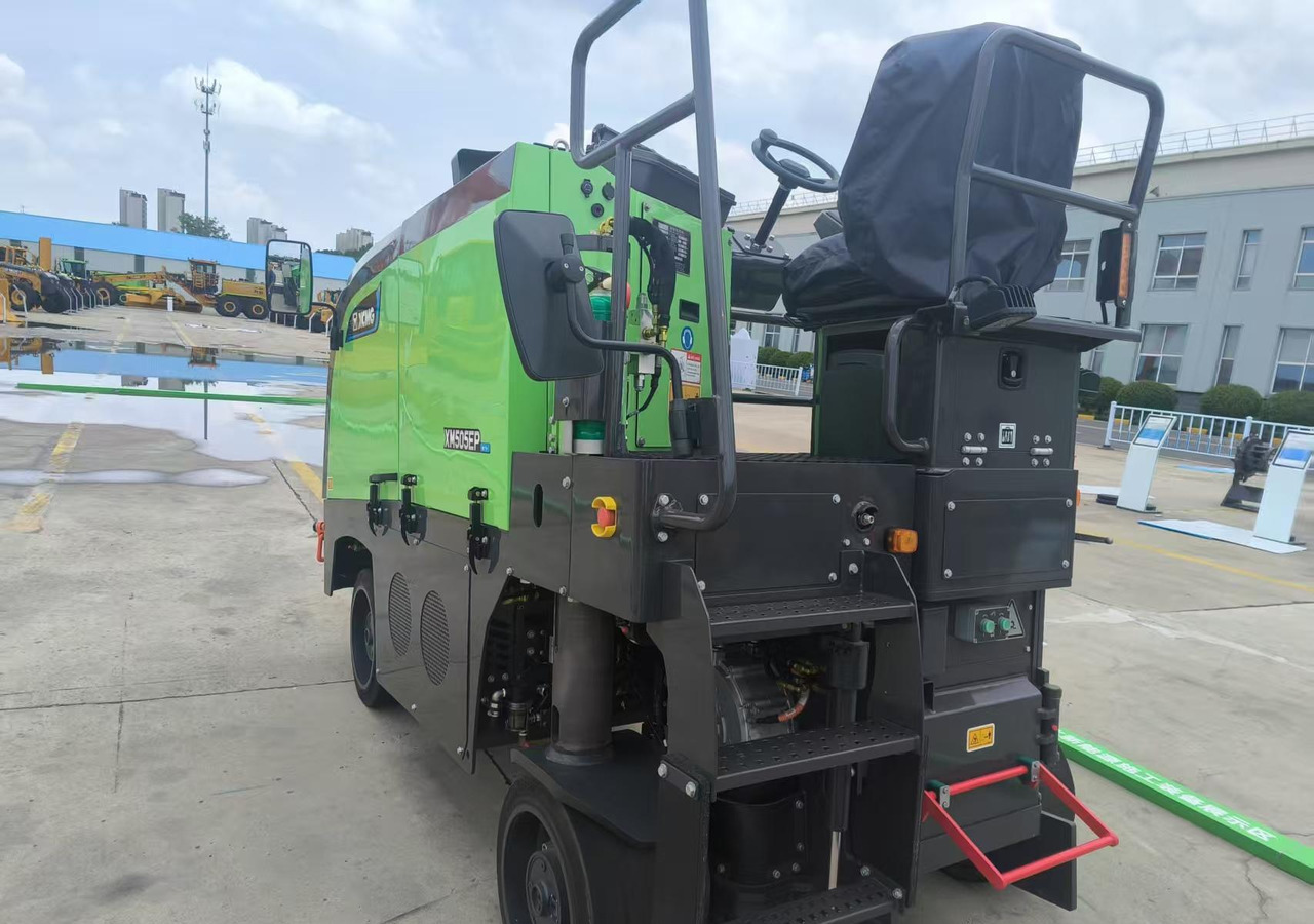 XCMG official used electric small cold milling machine Xm505ep 500mm width - Cold planer: picture 2 XCMG official used electric small cold milling machine Xm505ep 500mm width - Cold planer: picture 2