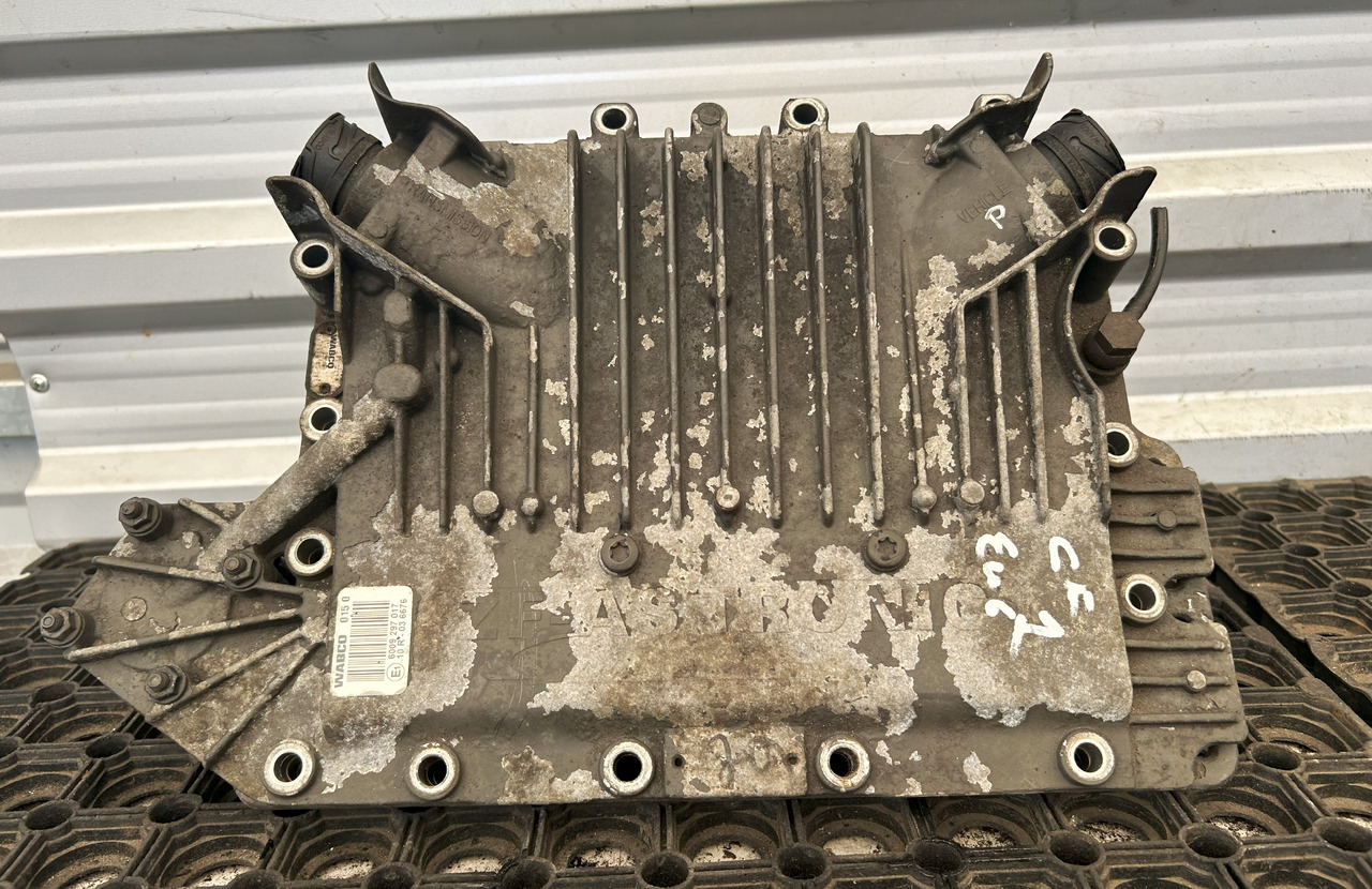DAF CF EURO 6 ZF ASTRONIC MODULATOR SELECTOR - ECU for Truck: picture 1 DAF CF EURO 6 ZF ASTRONIC MODULATOR SELECTOR - ECU for Truck: picture 1