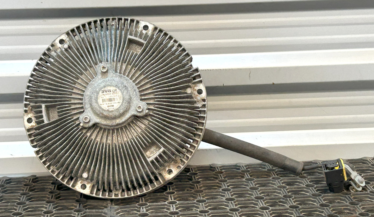 DAF VISCO VISCOTIC CLUTCH XF 106 460 - Fan for Truck: picture 1 DAF VISCO VISCOTIC CLUTCH XF 106 460 - Fan for Truck: picture 1