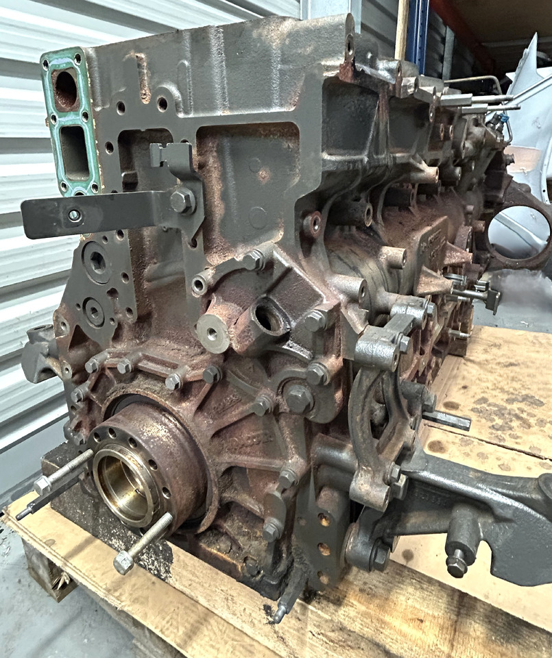 DAF XF 106 480 530 ENGINE BLOCK - Cylinder block: picture 4 DAF XF 106 480 530 ENGINE BLOCK - Cylinder block: picture 4