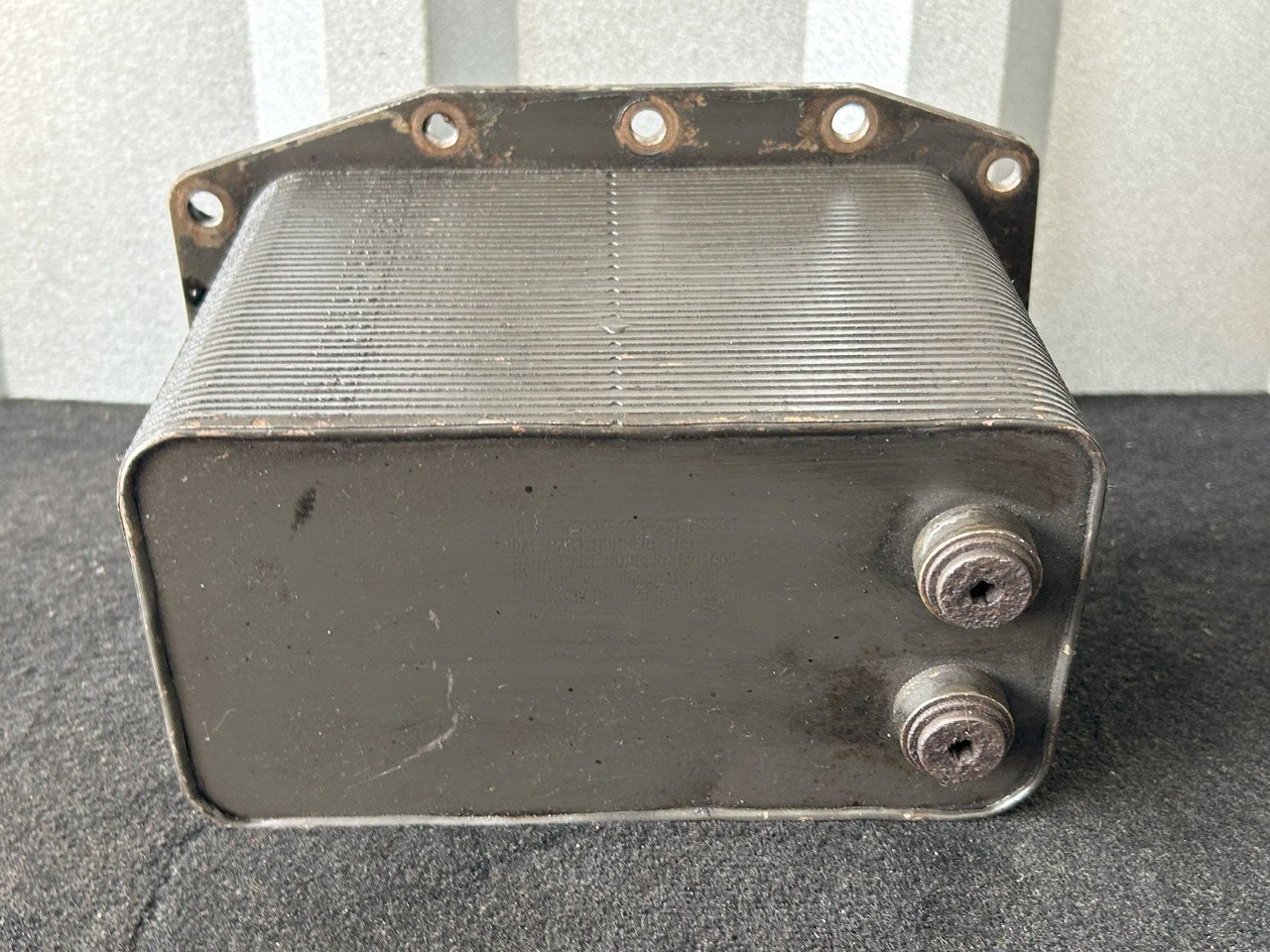 DAF XF 106 MX-11 44 OIL COOLER - Oil cooler: picture 4 DAF XF 106 MX-11 44 OIL COOLER - Oil cooler: picture 4