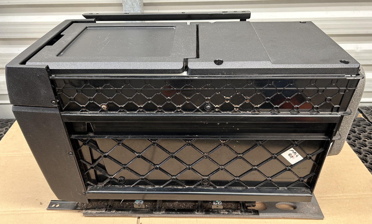 MERCEDES ACTROS MP4 REFRIGERATOR - Universal part: picture 4 MERCEDES ACTROS MP4 REFRIGERATOR - Universal part: picture 4